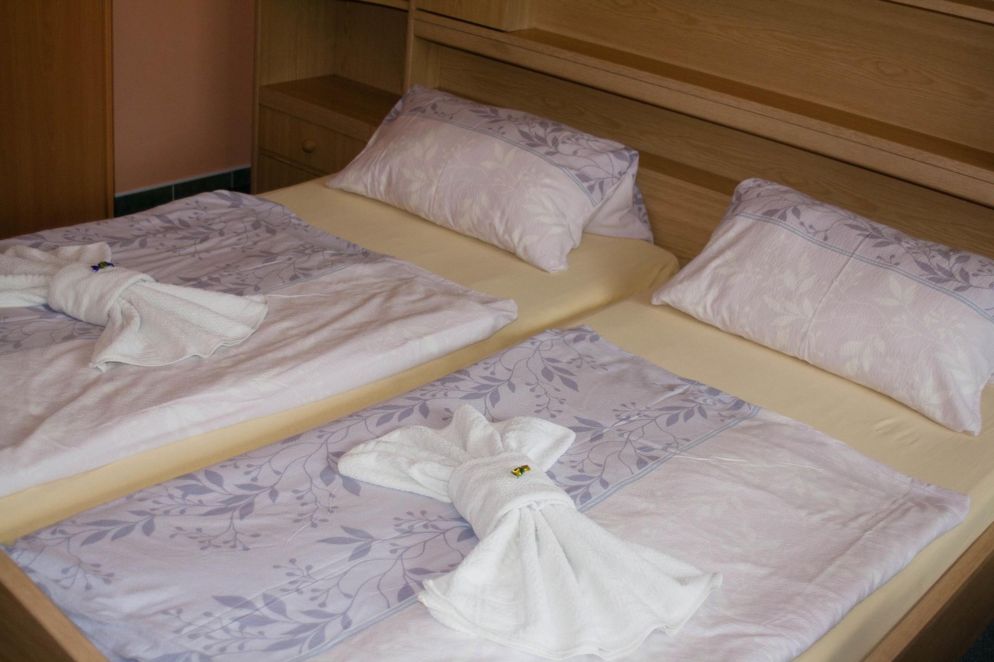 Hotel Resort Stein Cheb Εξωτερικό φωτογραφία