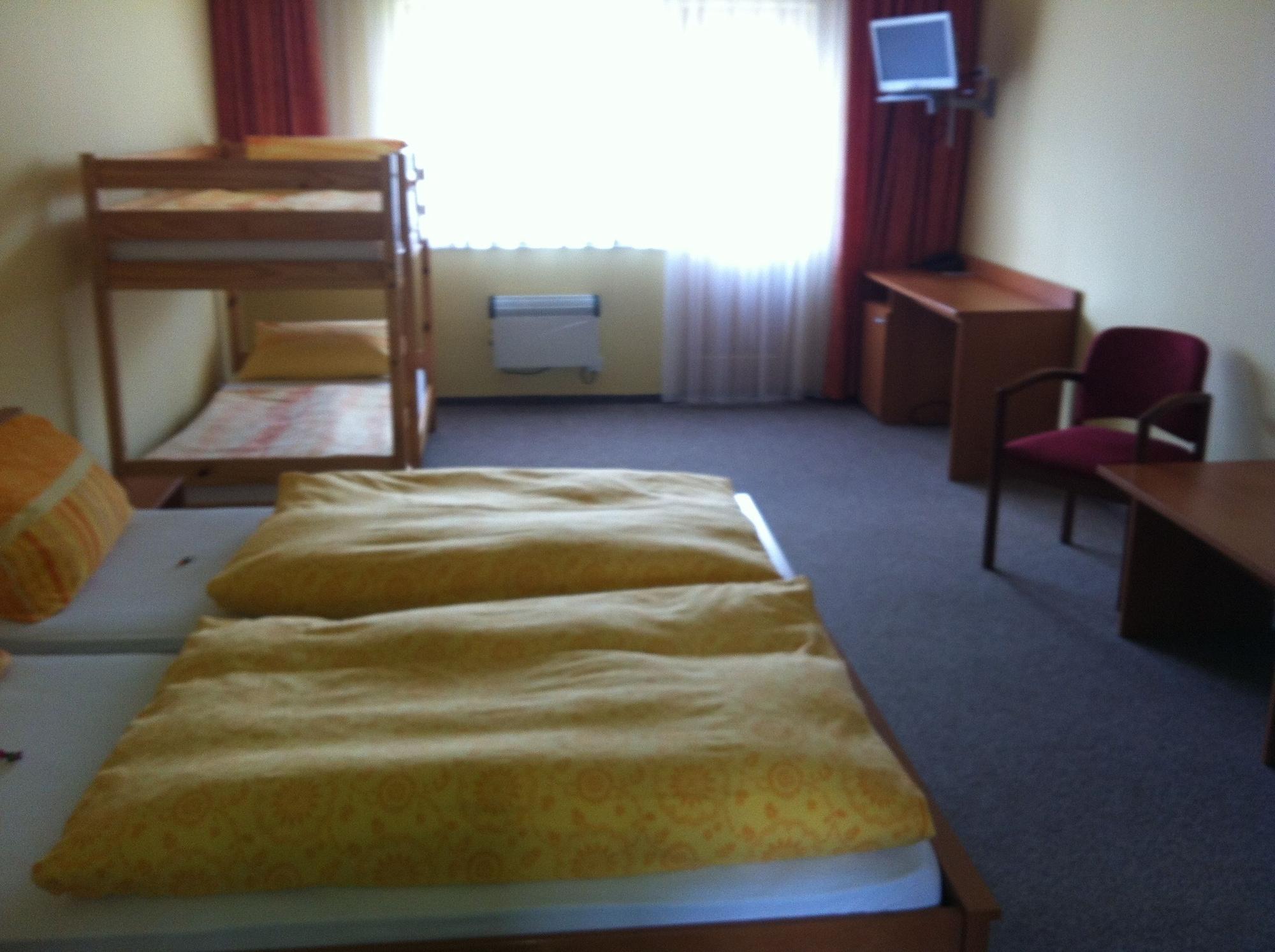 Hotel Resort Stein Cheb Εξωτερικό φωτογραφία