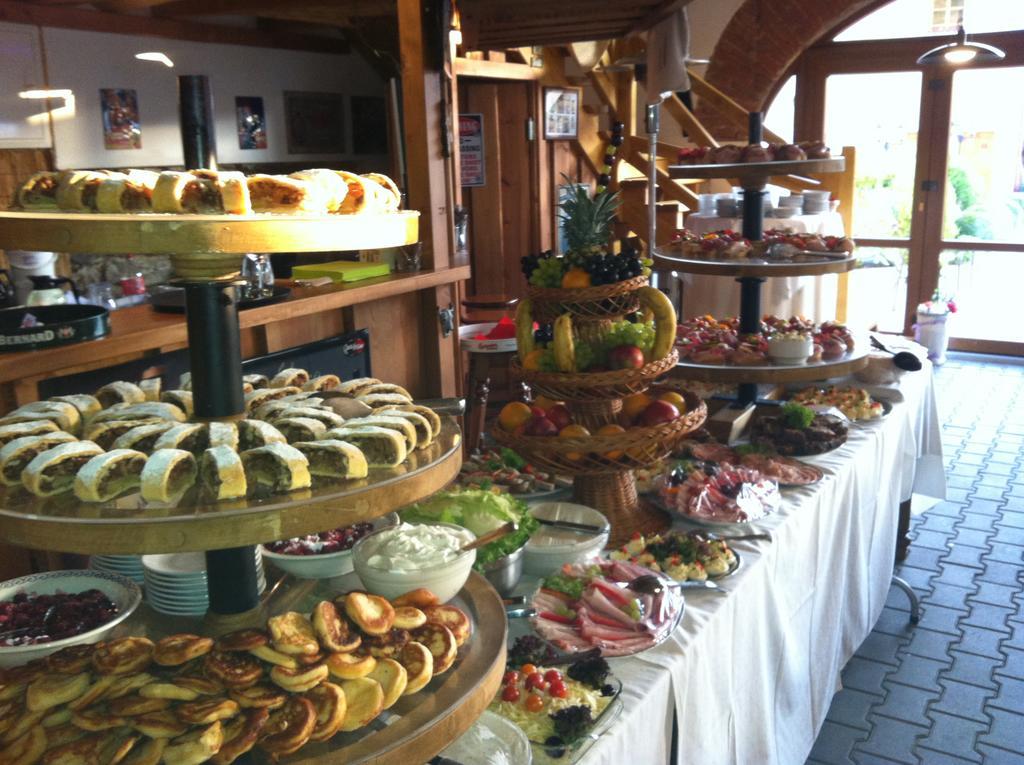 Hotel Resort Stein Cheb Εξωτερικό φωτογραφία